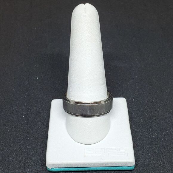 Hou Titanium Silver Tone Ring - Picture 2 of 7